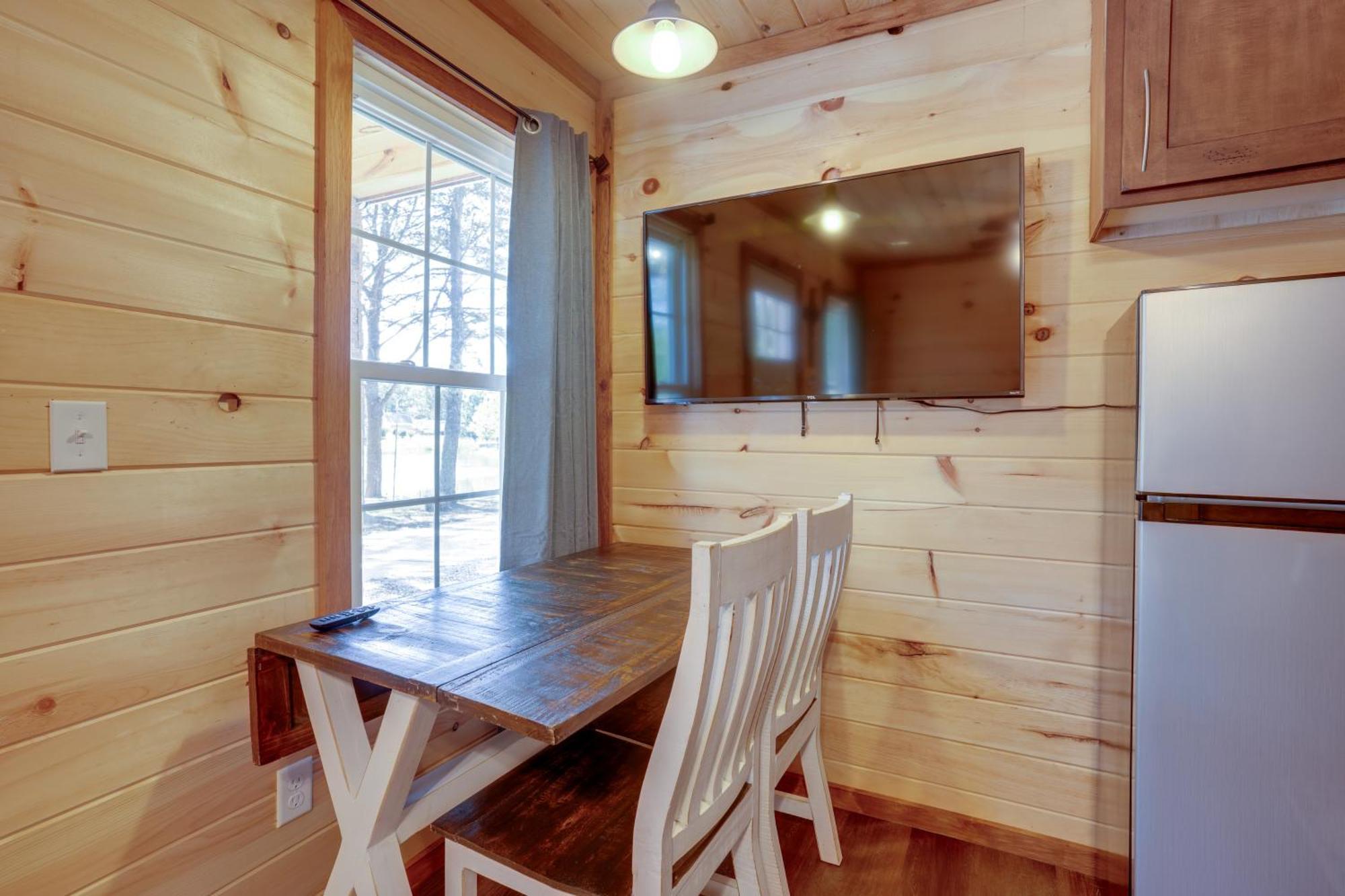 Lakeside Trenton Cabin On 7-Acre Property! Extérieur photo