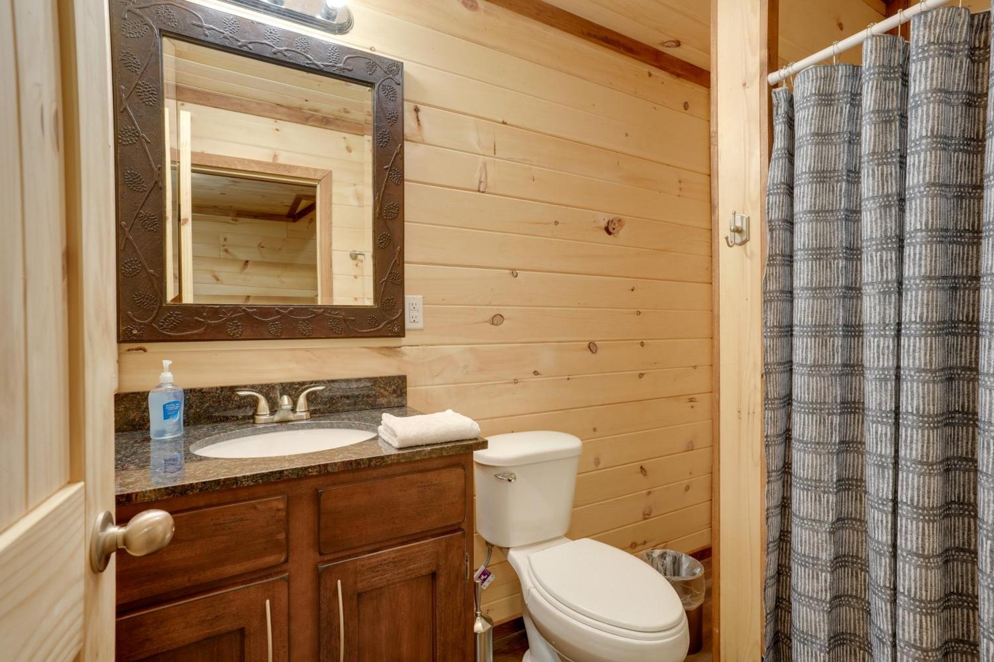 Lakeside Trenton Cabin On 7-Acre Property! Extérieur photo